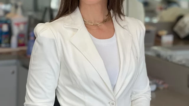 Dra. Mariana Passos